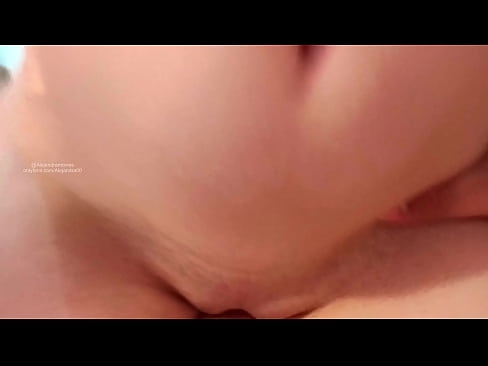 ❤️ Sover på rommet til søsteren min og det var slik jeg våknet Jævla video på porno no.pornobot.ru ❌